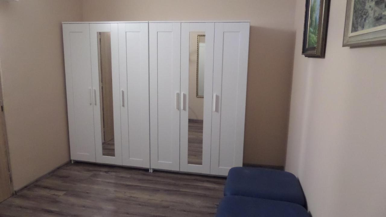 Byt S Jedinecnym Vyhledem Decin Exterior foto