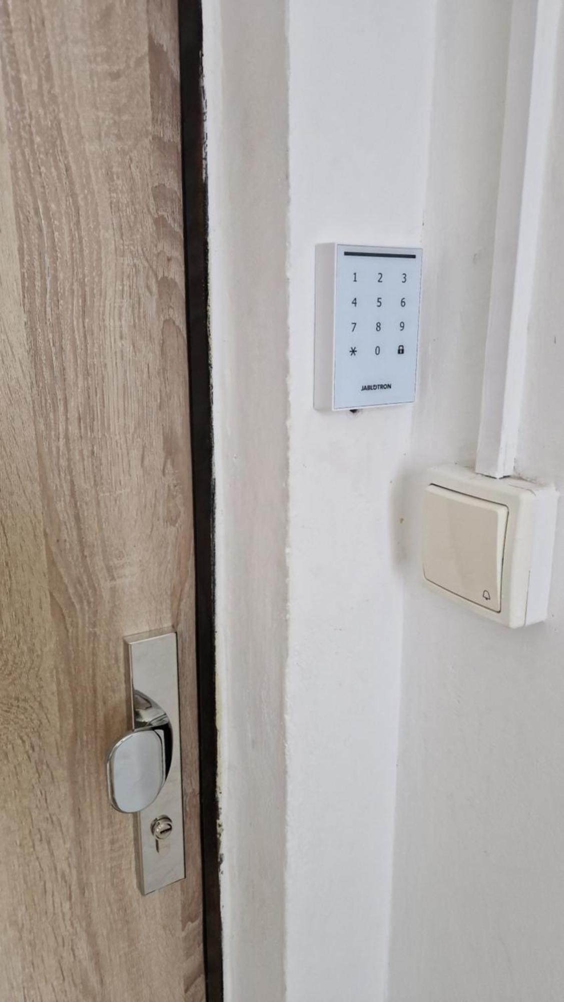 Byt S Jedinecnym Vyhledem Decin Exterior foto
